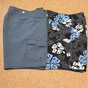 Men’s 32  QUICKSILVER Board Shorts/Swim Trunks
